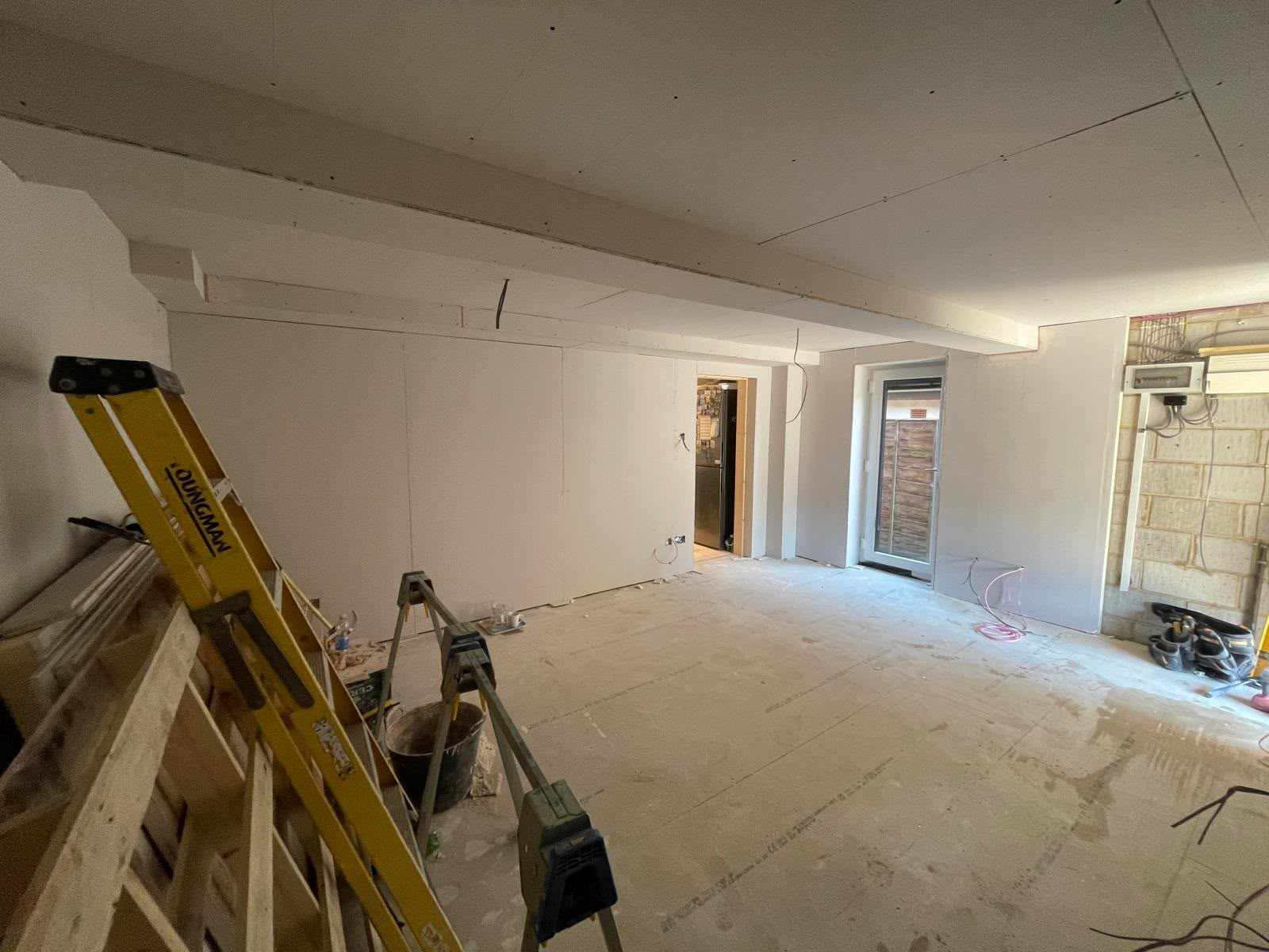 Open-Plan Ceiling & Wall Boarding